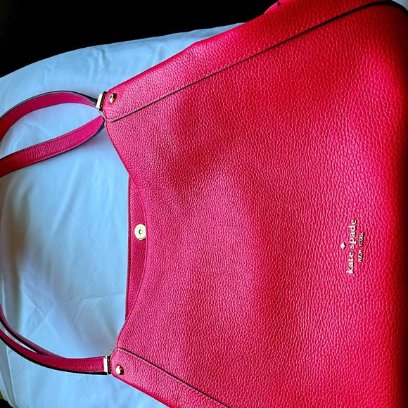 kate spade Handbags - Kate Spade beautiful pink handbag